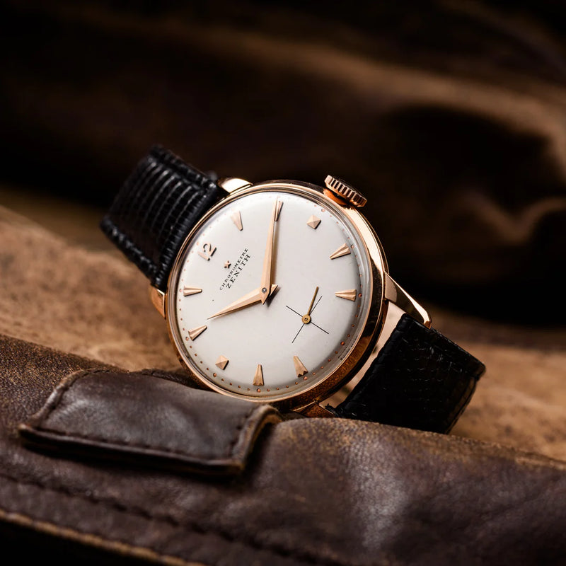 ROSE GOLD ZENITH WATCH. CHRONOMETRE CAL 135. MOVEMENT 1950s